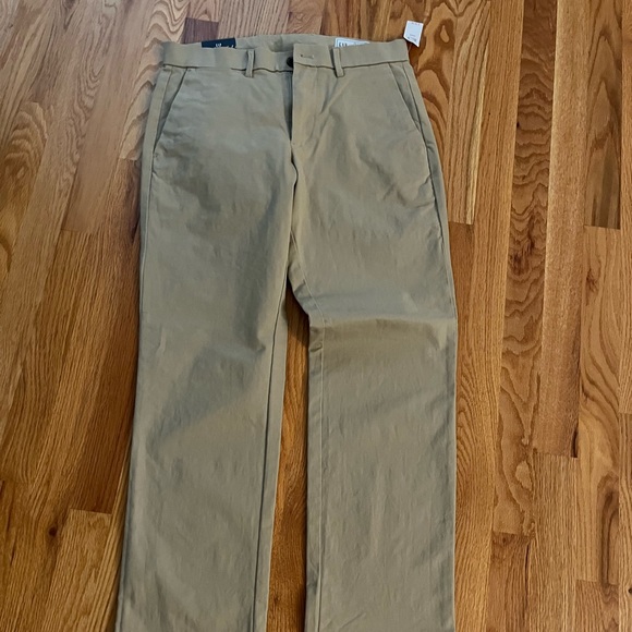 GAP Pants Nwt Gap Khaki Pants Poshmark